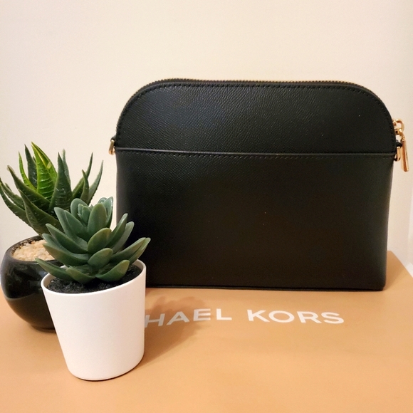 MICHAEL KORS BUCKET BAG - Picture 4 of 4